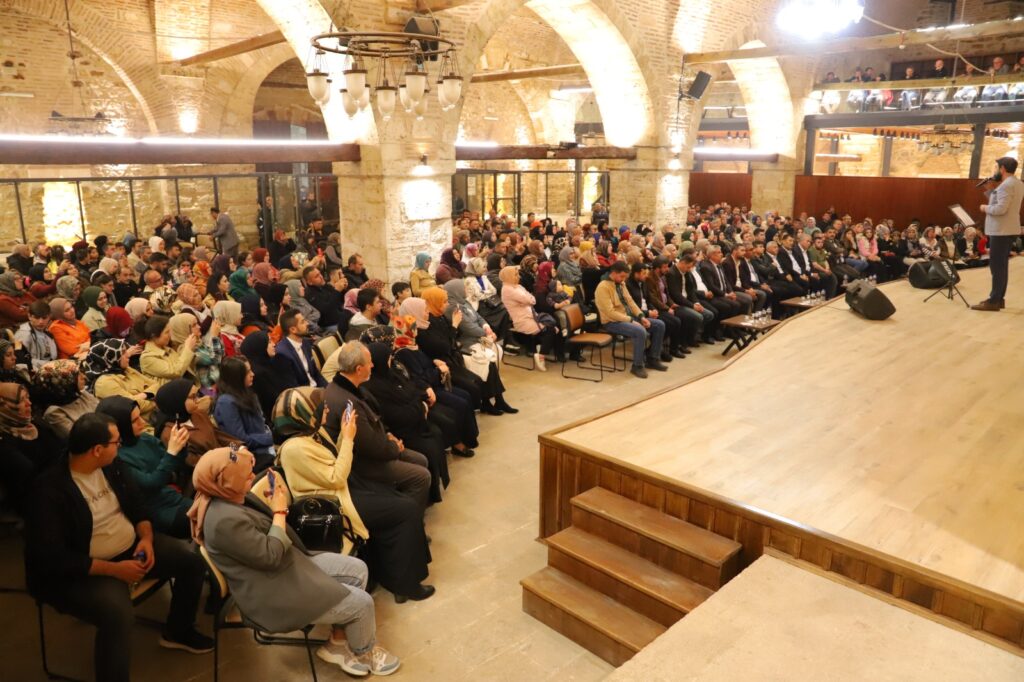 ILGIN’DA GENÇLERE ÖZEL KİTAP KAFE