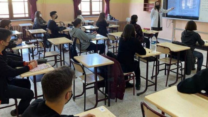 12’nci sınıf  öğrencileri  devamsızlıktan  sınıfta  kalmayacak