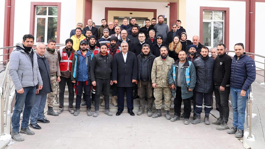 ILGIN ARAMA KURTARMA EKİBİ 9 CAN KURTARDI