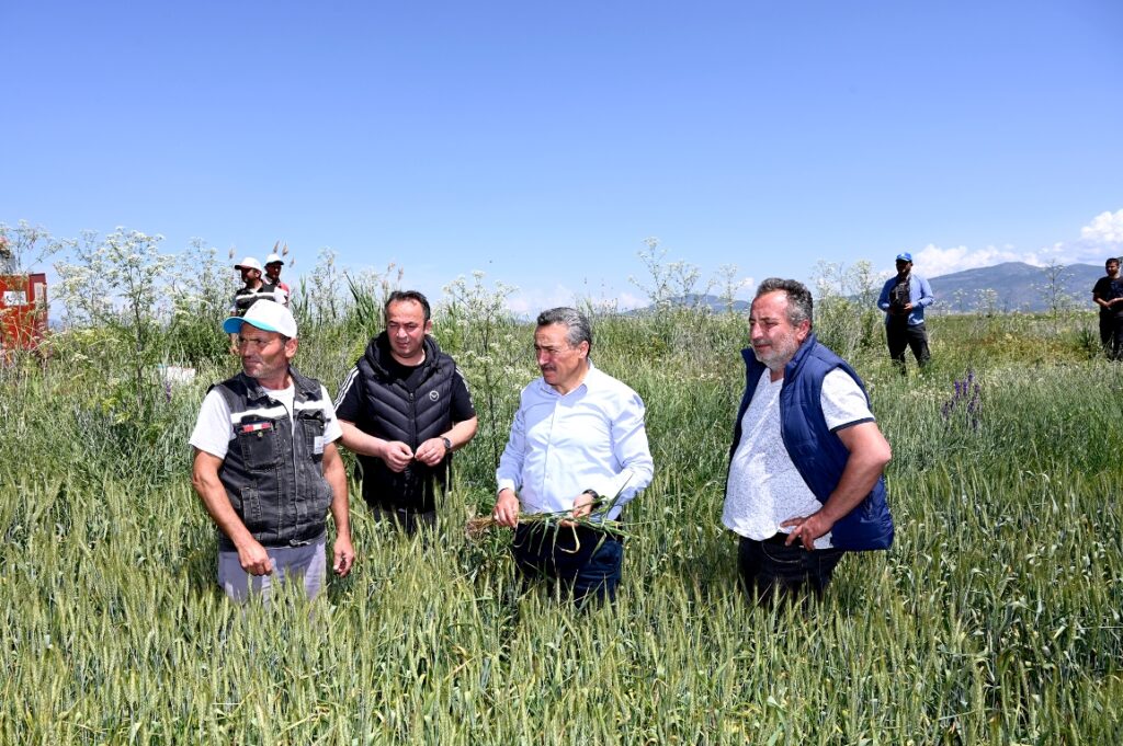 SEYDİŞEHİR; BELEDİYE ARAZİLERİ DRONLA İLAÇLANDI