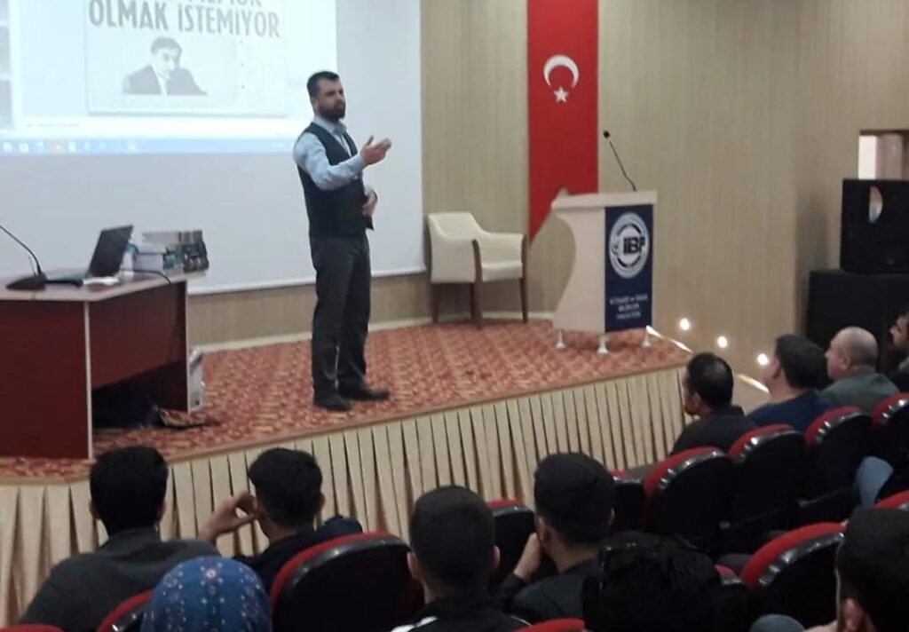 Ilgın Belediyesi Ak Parti A. Adayı MUSTAFA KARADENİZ’ Ticaret ve Sanayi Odamıza, Diğer Odalarımıza ve Milletvekillerimize Ne Kadar TEŞEKKÜR Etsek Az”