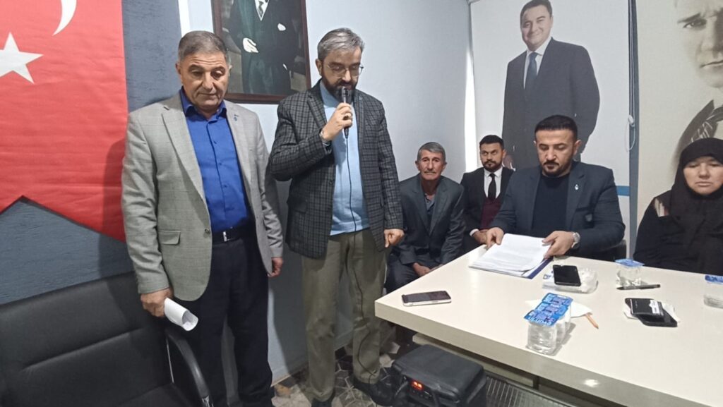 Deva Partisi Ilgın İlçe Başkanı Ali Nadaroğlu Güven Tazeledi