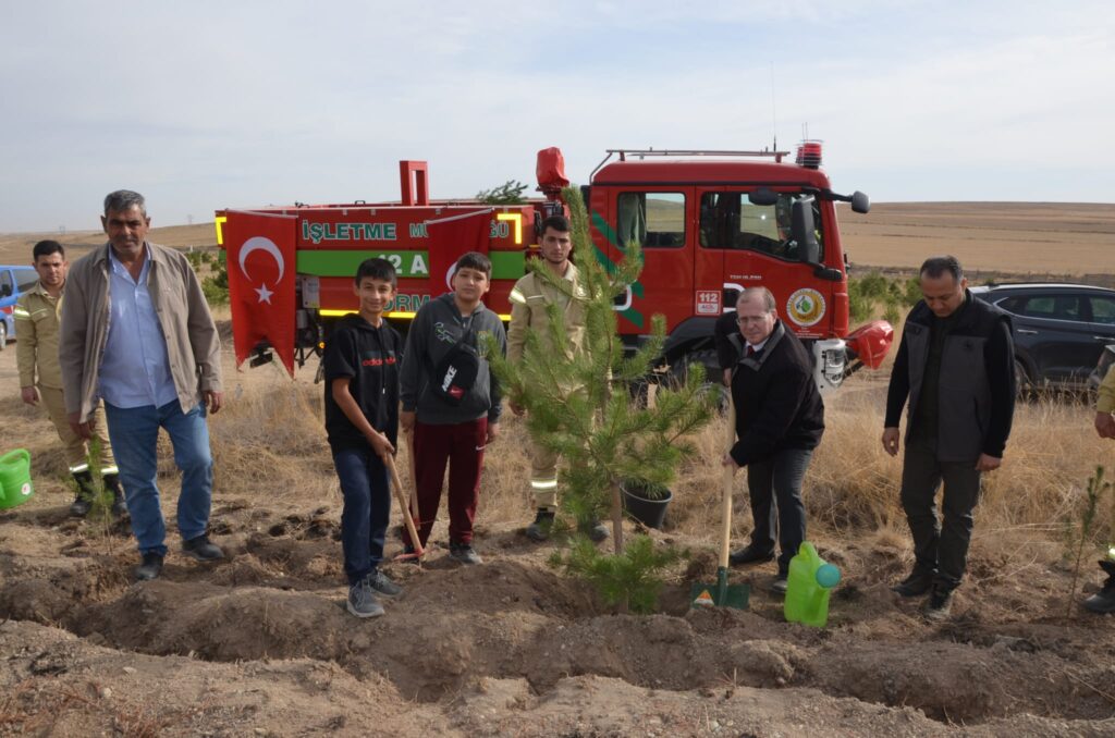 Karaköy Mahallesinde Fidan Dikim Etkinliği