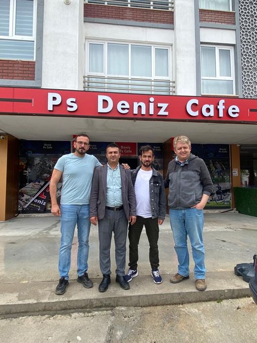 DENİZ PS CAFE’Yİ SEVENLERİ YANLIZ BIRAKMIYOR