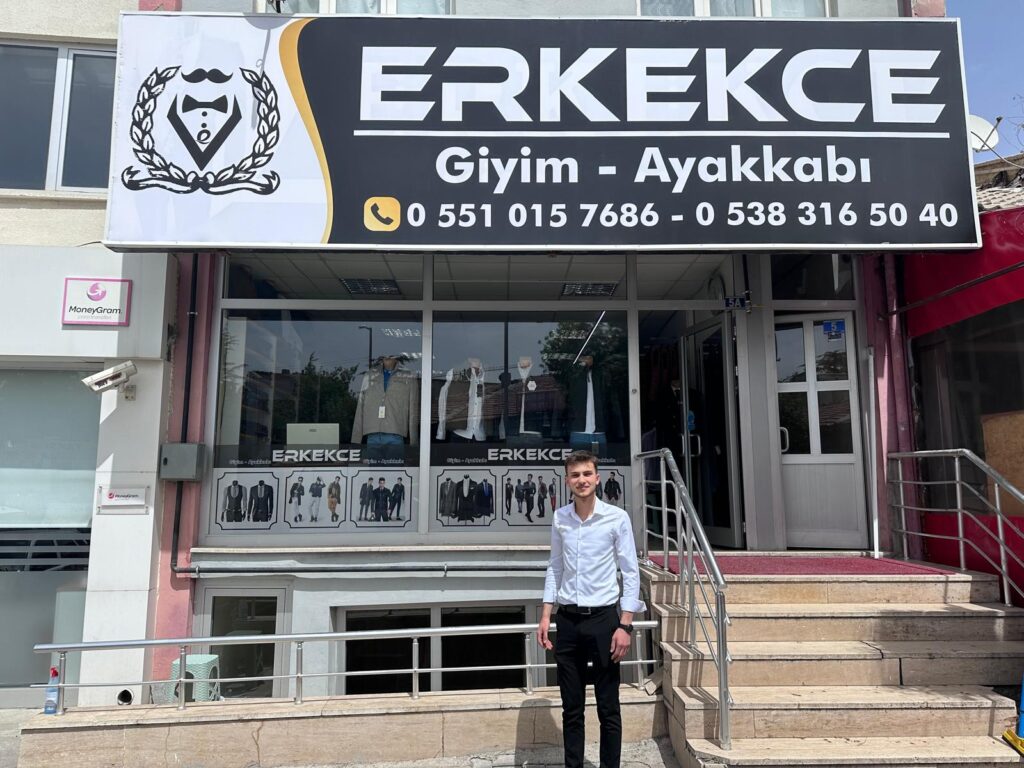 ERKEKCE GİYİM VE AYAKKABI 10 YILDIR KALİTENİN ADRESİ