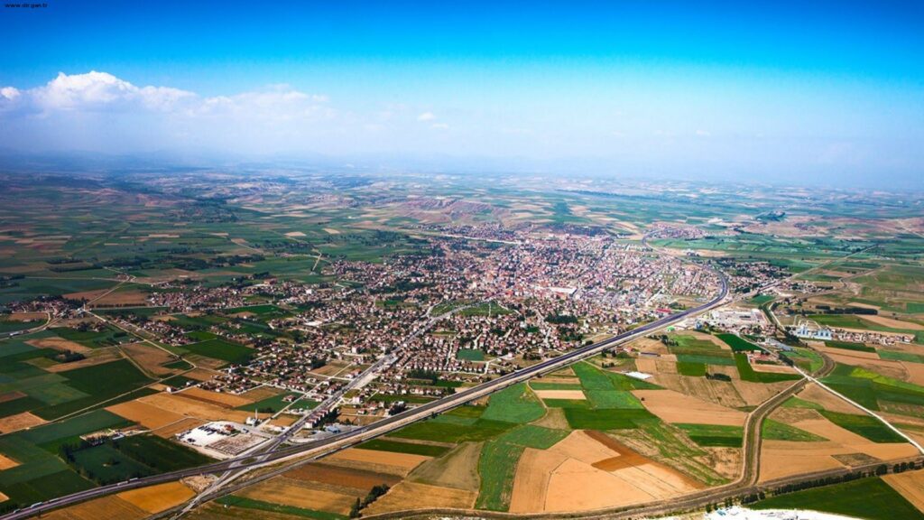 T.C. ILGIN KAYMAKAMLIĞI  MİLLİ EMLAK ŞEFLİĞİNDEN ILGIN DA SATIŞA ÇIKAN YERLER