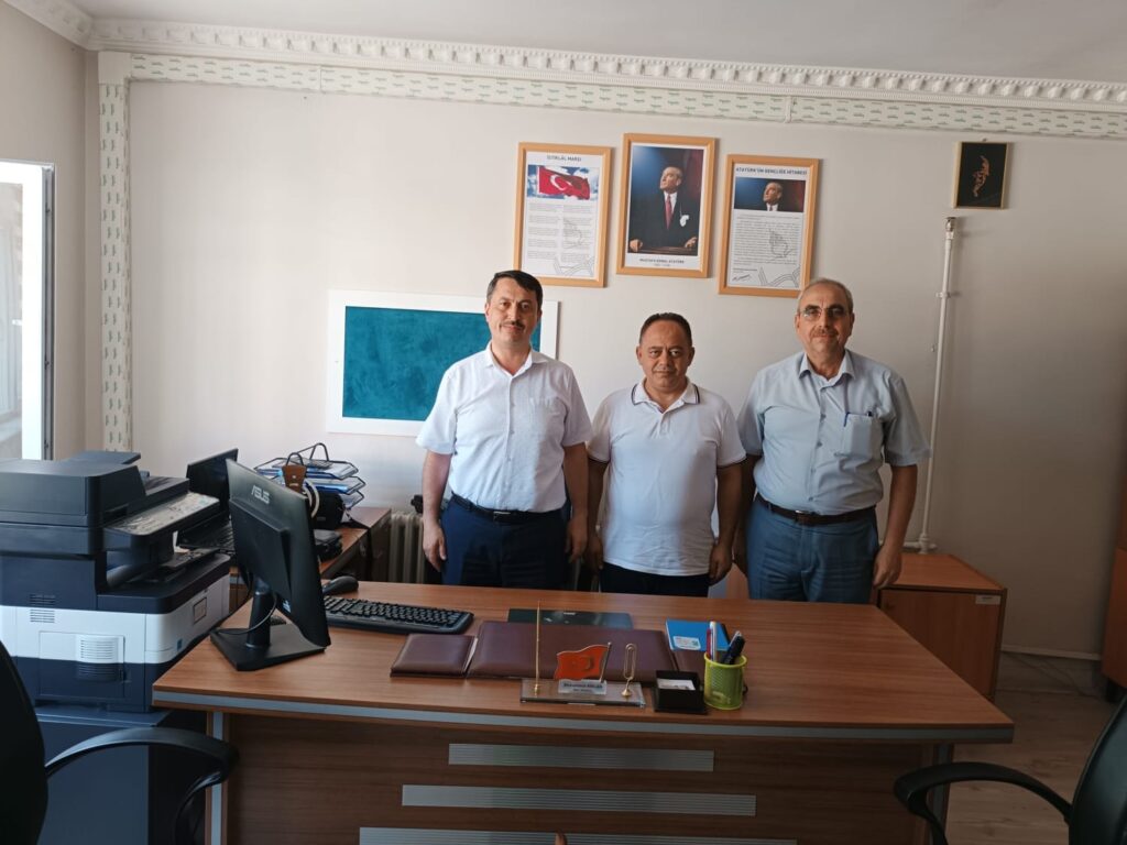 Ilgın İlçe Milli Eğitim Müdürü Mustafa Kılınç  Ilgın Cansu Şimşek Ortaokulunu Ziyaret Etti