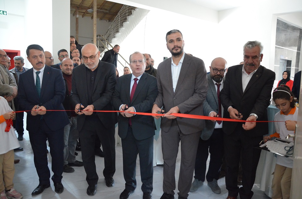 ILGIN DA BİR OKUL DA DAHA BİLİM VE TEKNOLOJİ SINIFI AÇILDI