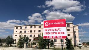 Safa Yatılı Hafız Erkek Kur’an Kursu Öğrencileri Başarıdan Başarıya Koşuyorlar