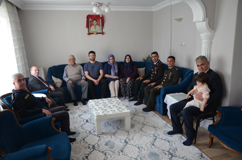 ILGIN DA BAYRAMLAŞMA VE GERİYE KALAN KARELER