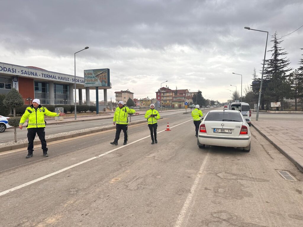 Ilgın’da Trafik Denetimleri Aralıksız Sürüyor