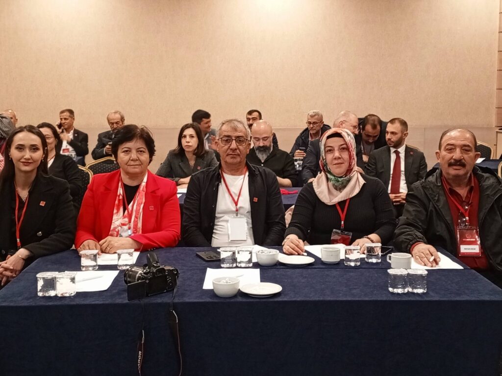 CHP’de “İktidara Doğru” Buluşması: İl ve İlçe Yöneticileri Aynı Programda